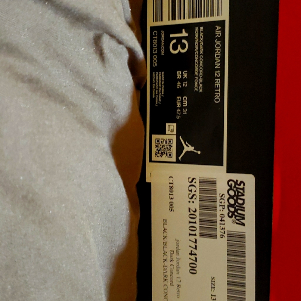 Nike Air Jordan 12 Retro size 13 nib deadstock